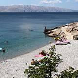 Ferienwohnungen und Zimmer Senj 9867, Senj - Nächster Strand