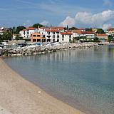 Ferienwohnungen Vantačići 5439, Vantačići - Nächster Strand