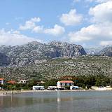 Ferienwohnungen Starigrad 7042, Starigrad - Nächster Strand