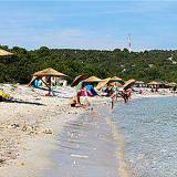 Apartamentos y habitaciones Uvala Soline 2819, Uvala Soline (Dugi otok) - Playa más cercana