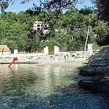 Nyaralóház Smokvica 9486, Smokvica (Korčula) - Legközelebbi strand