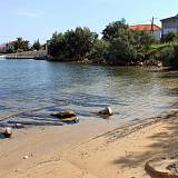 Ferienwohnungen und Zimmer Dobropoljana 19829, Dobropoljana - Nächster Strand