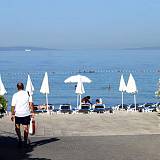 Ferienwohnungen und Zimmer Stobreč 18020, Stobreč - Nächster Strand