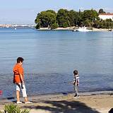 Appartamenti Lukoran 8453, Lukoran - La spiaggia più vicina