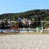 Apartments Sutomišćica 3127, Sutomišćica - Nearest beach