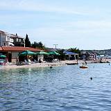 Ferienwohnungen und Zimmer Trogir 16266, Trogir - Nächster Strand