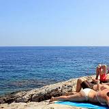 Apartamenty i pokoje Dubrovnik 9304, Dubrovnik - Najbliższa plaża