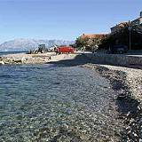 Počitniška hiša Dol 18323, Dol (Brač) - Najbližja plaža