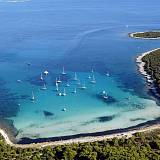 Ferienwohnungen und Zimmer Veli Rat 2810, Veli Rat - Nächster Strand