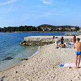 Appartamenti e camere Rovinj 7385, Rovinj - La spiaggia più vicina