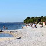 Appartamenti Pula 7489, Pula - La spiaggia più vicina