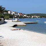 Apartments and rooms Okrug Gornji 17833, Okrug Gornji - Nearest beach
