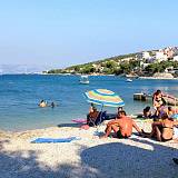 Appartamenti Slatine 9570, Slatine - La spiaggia più vicina