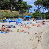 Apartamentos y habitaciones Trilj 17873, Trilj - Playa más cercana