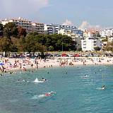 Apartamentos y habitaciones Trilj 17873, Trilj - Playa más cercana